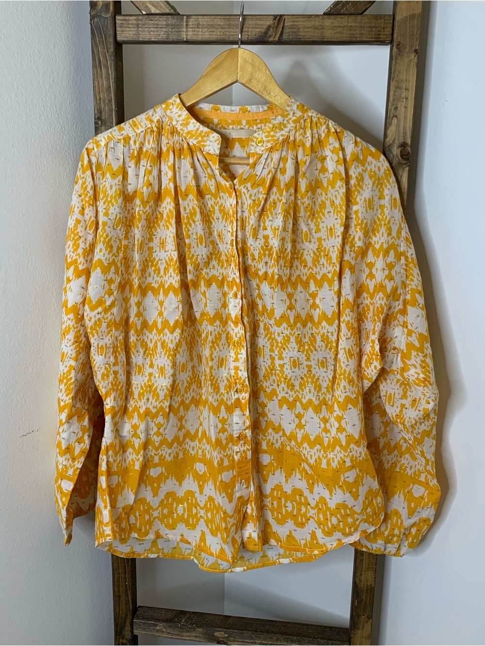 Lola Australia Women’s Yellow Patterned Button-Front Blouse Size S